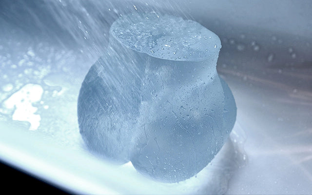 crystal-clear-sex-doll-bathtub-seat